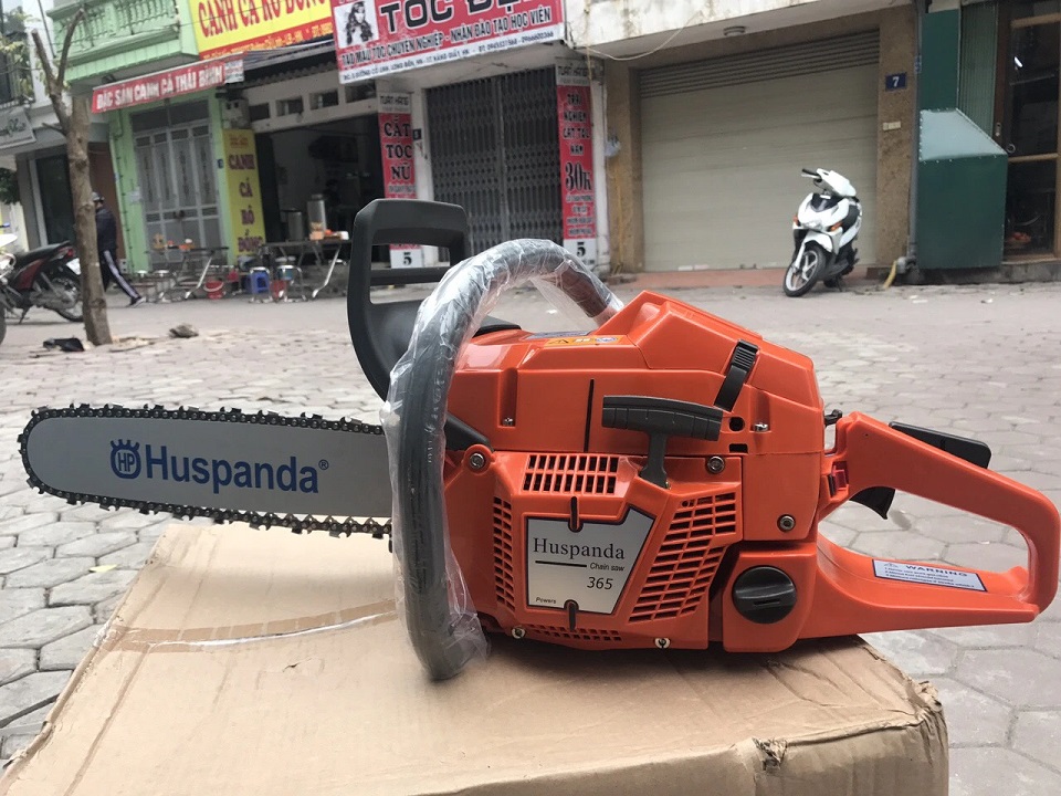 Máy Cưa Xích 2 Thì 3.2Kw Huspanda 365