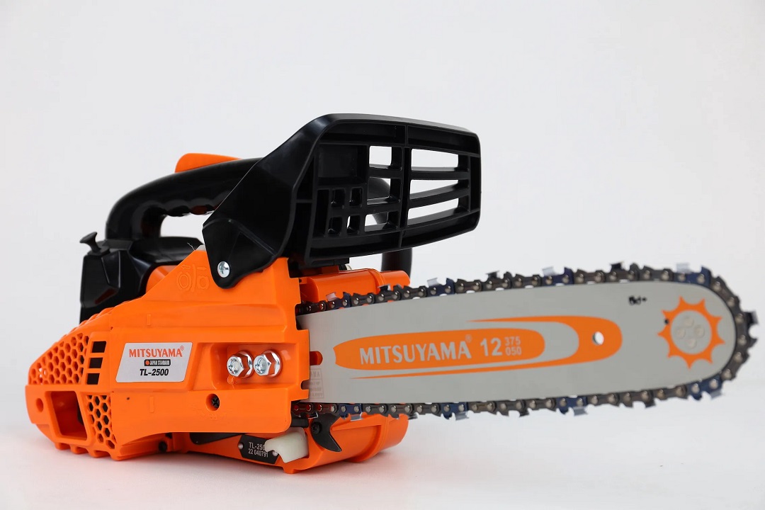 Máy cưa xích 2 thì Mitsuyama TL-2500 kèm lam xích
