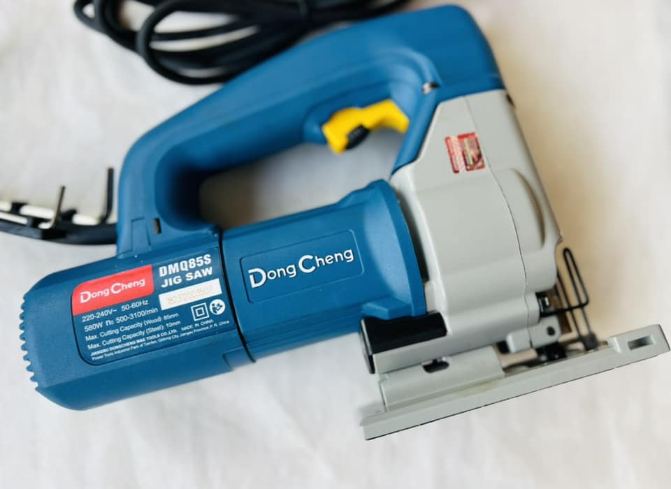 Máy Cưa Xọc 580W Dongcheng DMQ85S