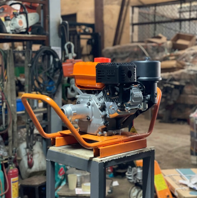 Máy Đầm Dùi Chạy Xăng 5.5Hp Lifan 160