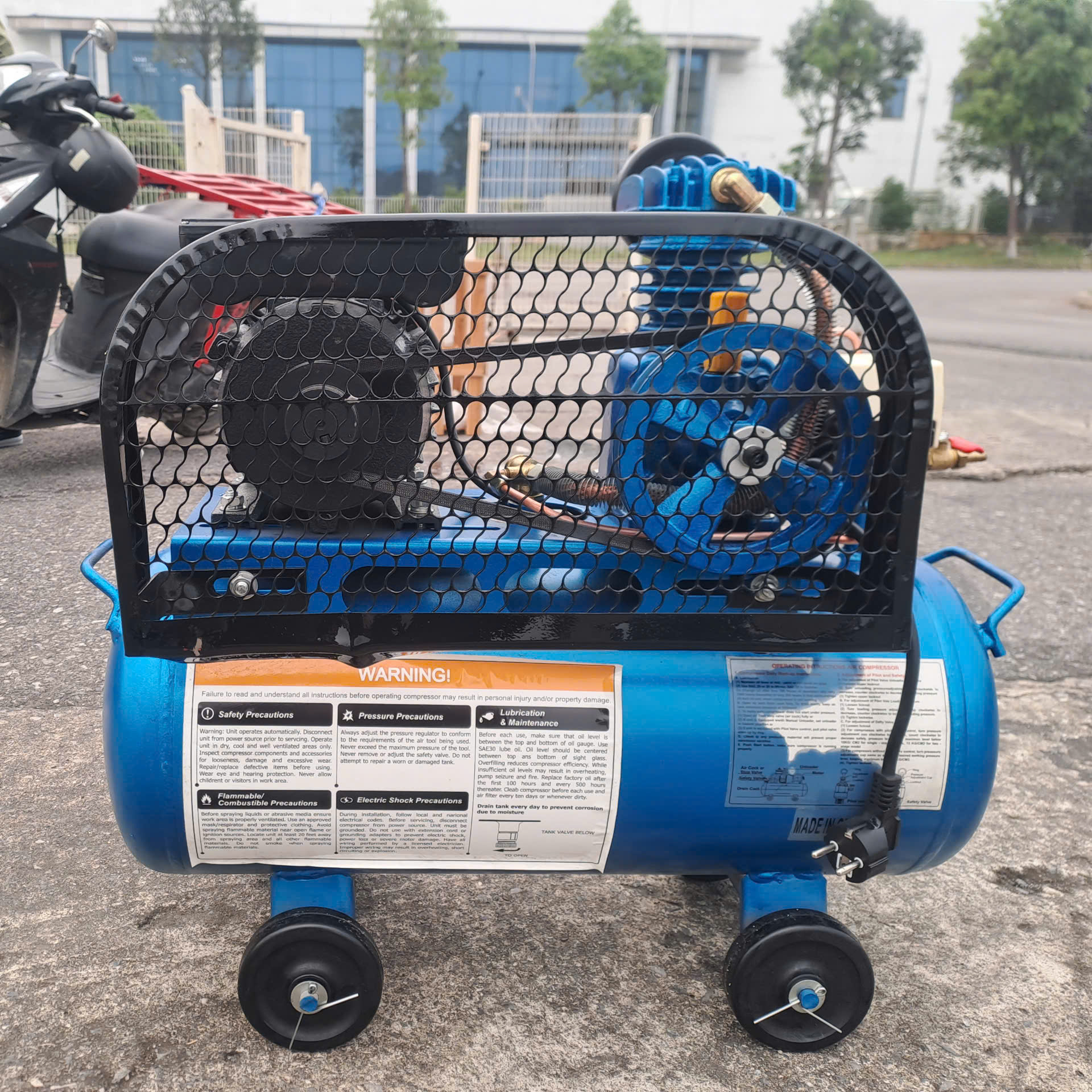 Máy Nén Khí Dây Đai 45L 1/4Hp Jetman PK-0145