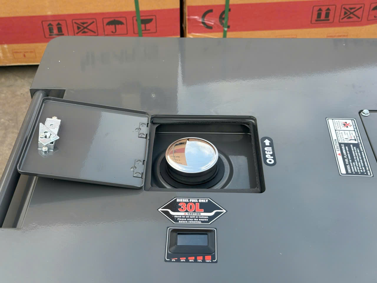 Máy Phát Điện Chạy Dầu 9Kw HI-EARNS HEG12000SE