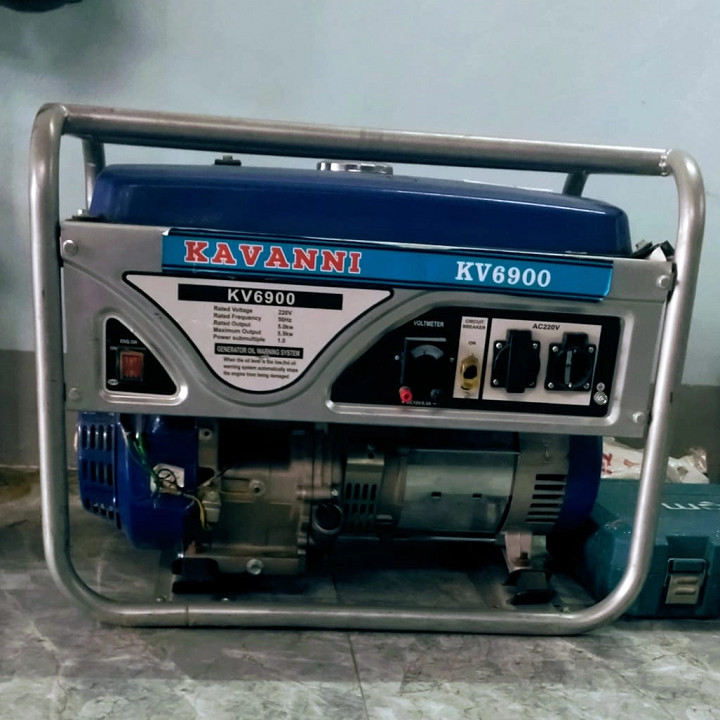 Máy Phát Điện Chạy Xăng 3Kw Kavanni KV3900