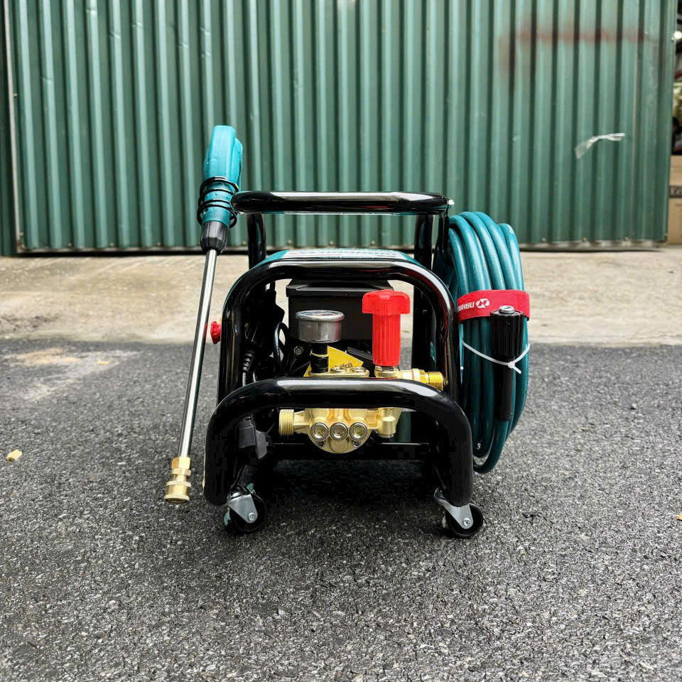 Máy Rửa Xe 3000W Nakawa NK-MP3000PLUS