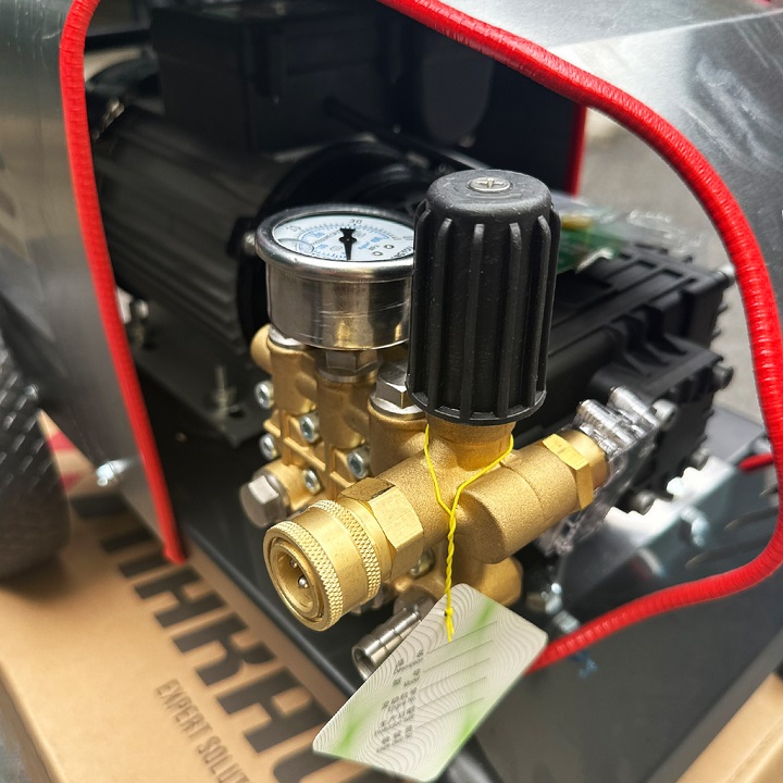 Máy rửa xe cao áp 2.7kw Nakawa TX-27