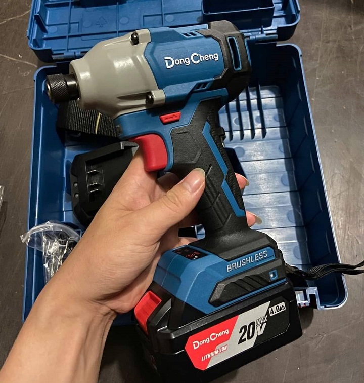 Máy Vặn Vít Dùng Pin DongCheng DCPL03-14 20V 1 Pin 1 Sạc