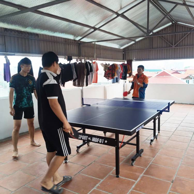 Bàn VinaSport MDF có thể lắp đặt trên sân thượng