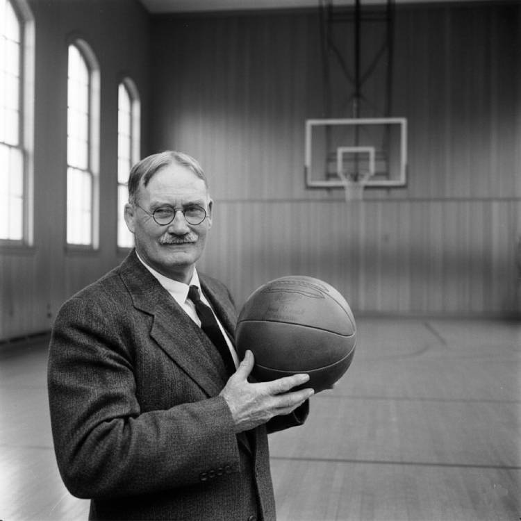 môn bóng rổ hình thành và phát triển như thế nào?