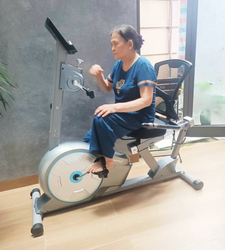 tập luyện với xe đạp BC-85023