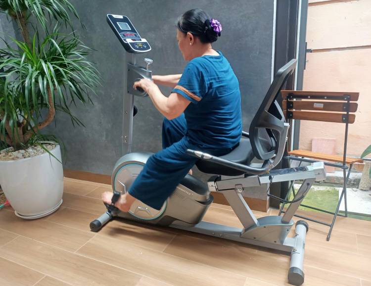 Xe đạp tập phục hồi chức năng BC-85023