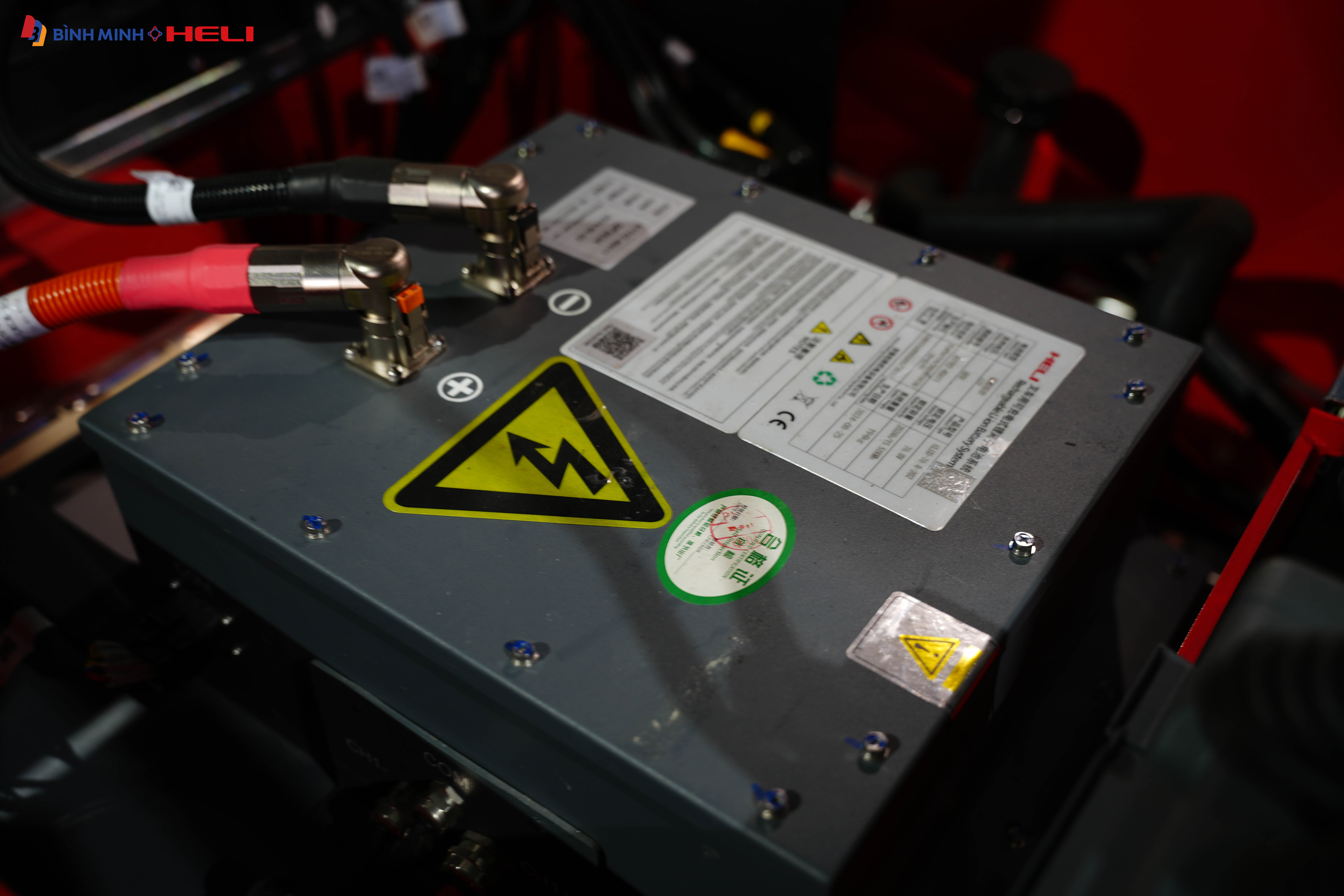 Xe Nâng Điện 2.5 Tấn Pin lithium H4