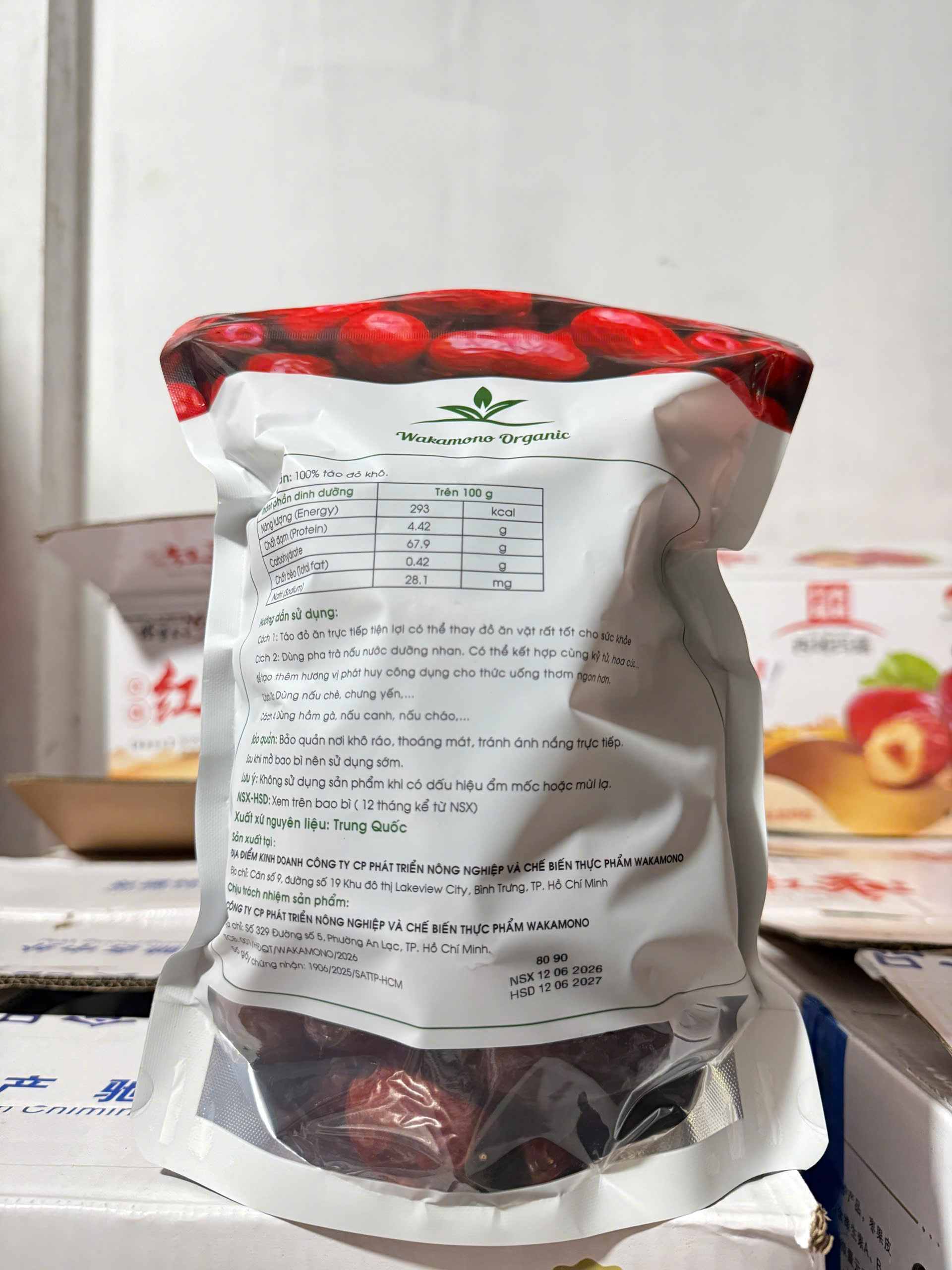 Táo Đỏ Hòa Điền Wakamono Organic - Size Đại