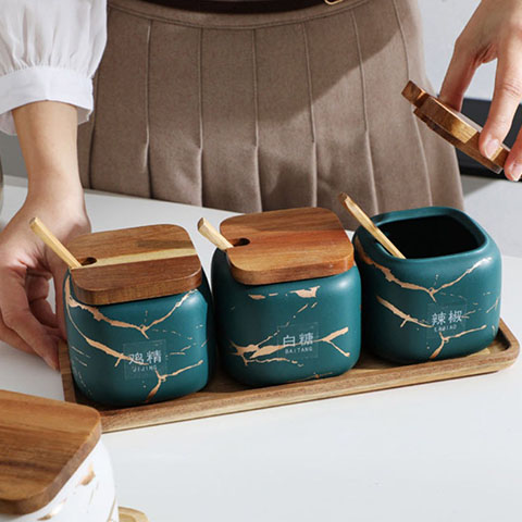 Bộ đựng gia vị gốm sứ