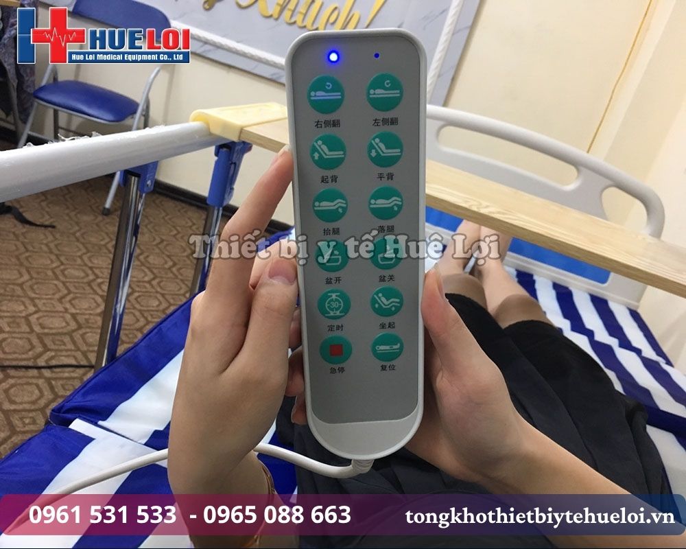 giường bệnh điều khiển điện