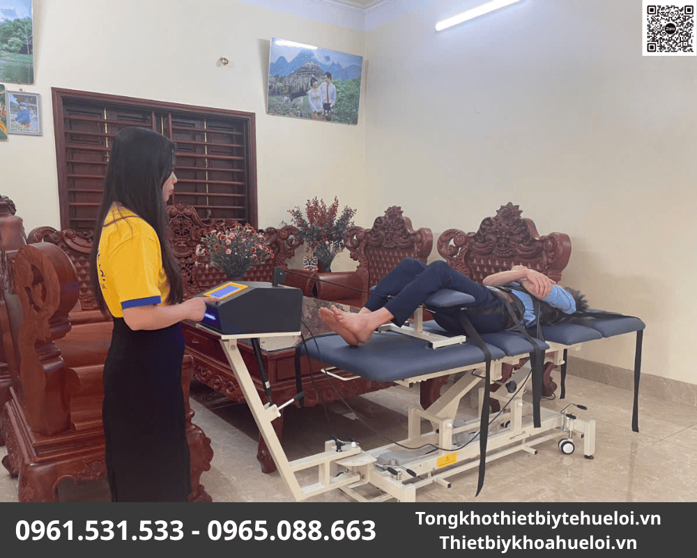 giường kéo giãn cột sống