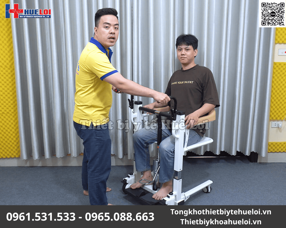 xe lăn cho người tai biến