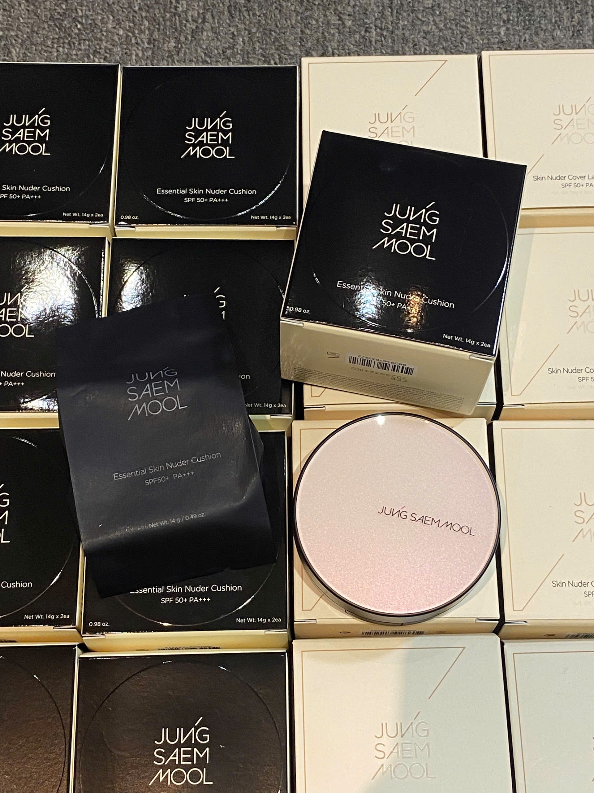 Phấn nước Jung Saem Mool Essential SKIN NUDER Cushion 14g (Kèm lõi thay thế)