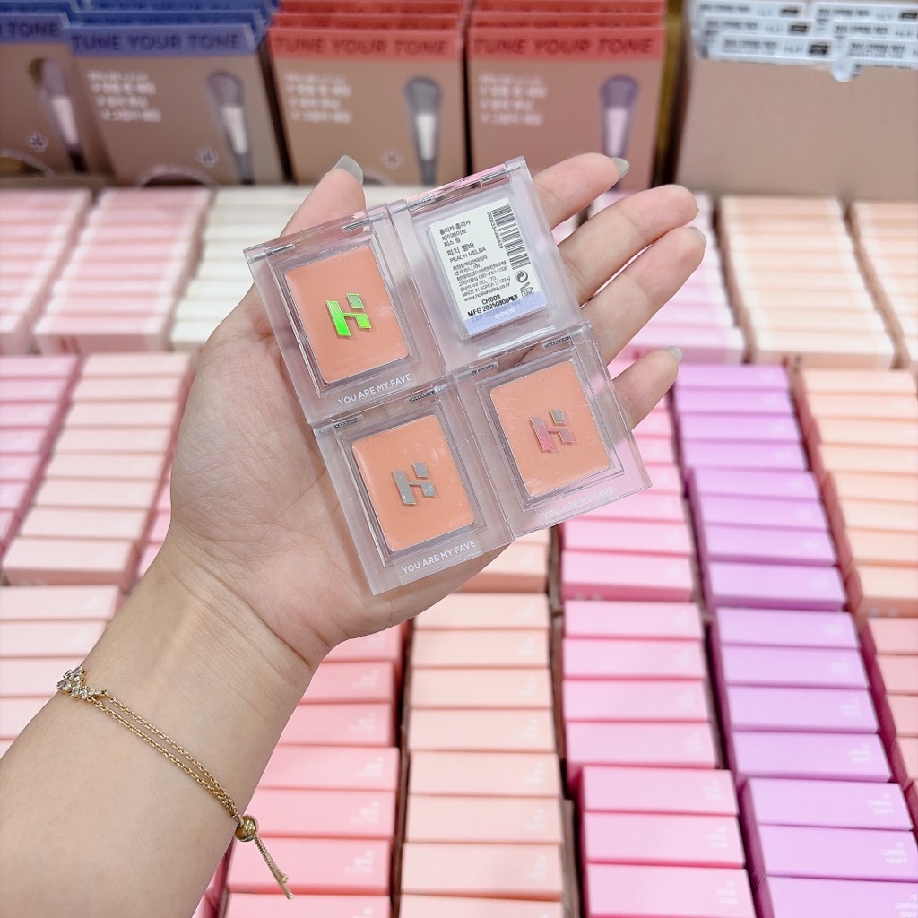 Phấn Mắt Dạng Kem 1 ô Holika Holika You Are My Fave Piece Balm 1.8g