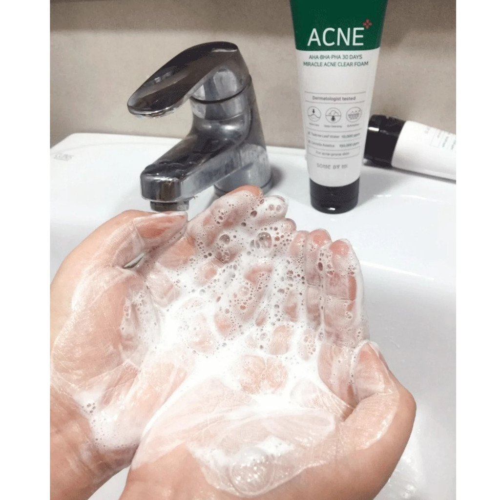 Sữa rửa mặt Some By Mi AHA-BHA-PHA 30 Days Miracle Acne Clear Foam 100ml