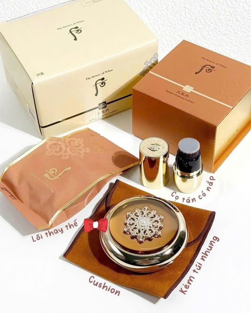 Set Phấn Nước Tái Sinh Whoo Cheongidan Radiant Essence Cushion SPF50+/PA+++ (Kèm lõi refill + cọ)