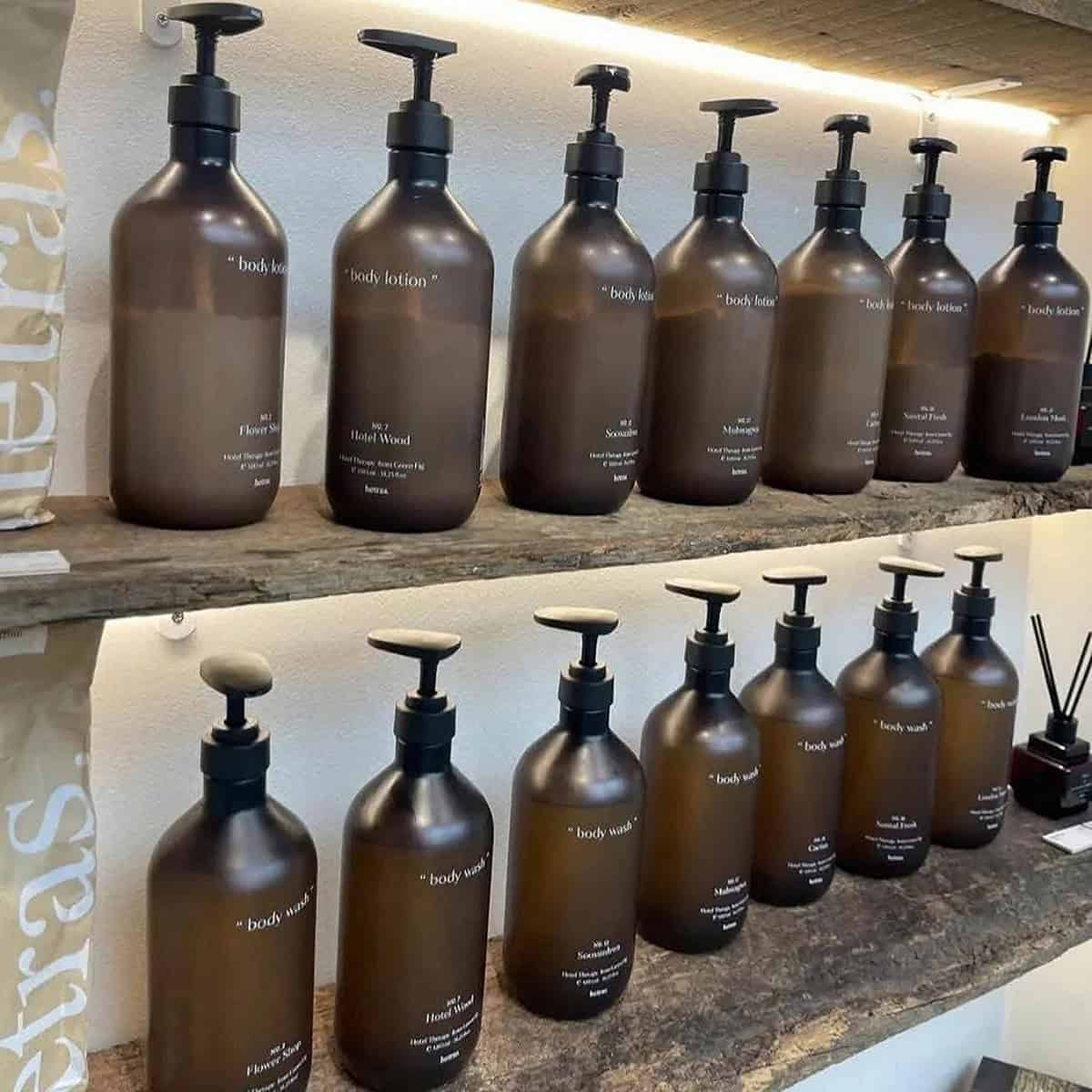 Sữa tắm hương nước hoa Hetras Hotel Therapy Body Wash 1031ml