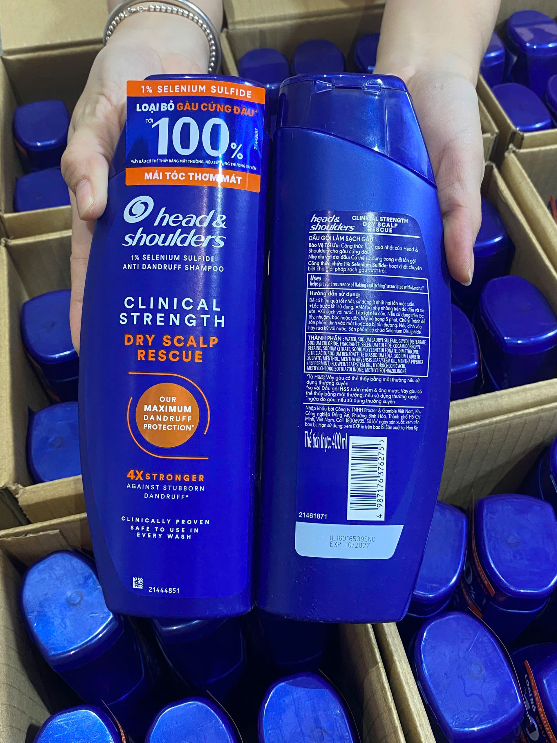 Dầu gội PG H&S CLINICAL STRENGTH trị gàu 400ml