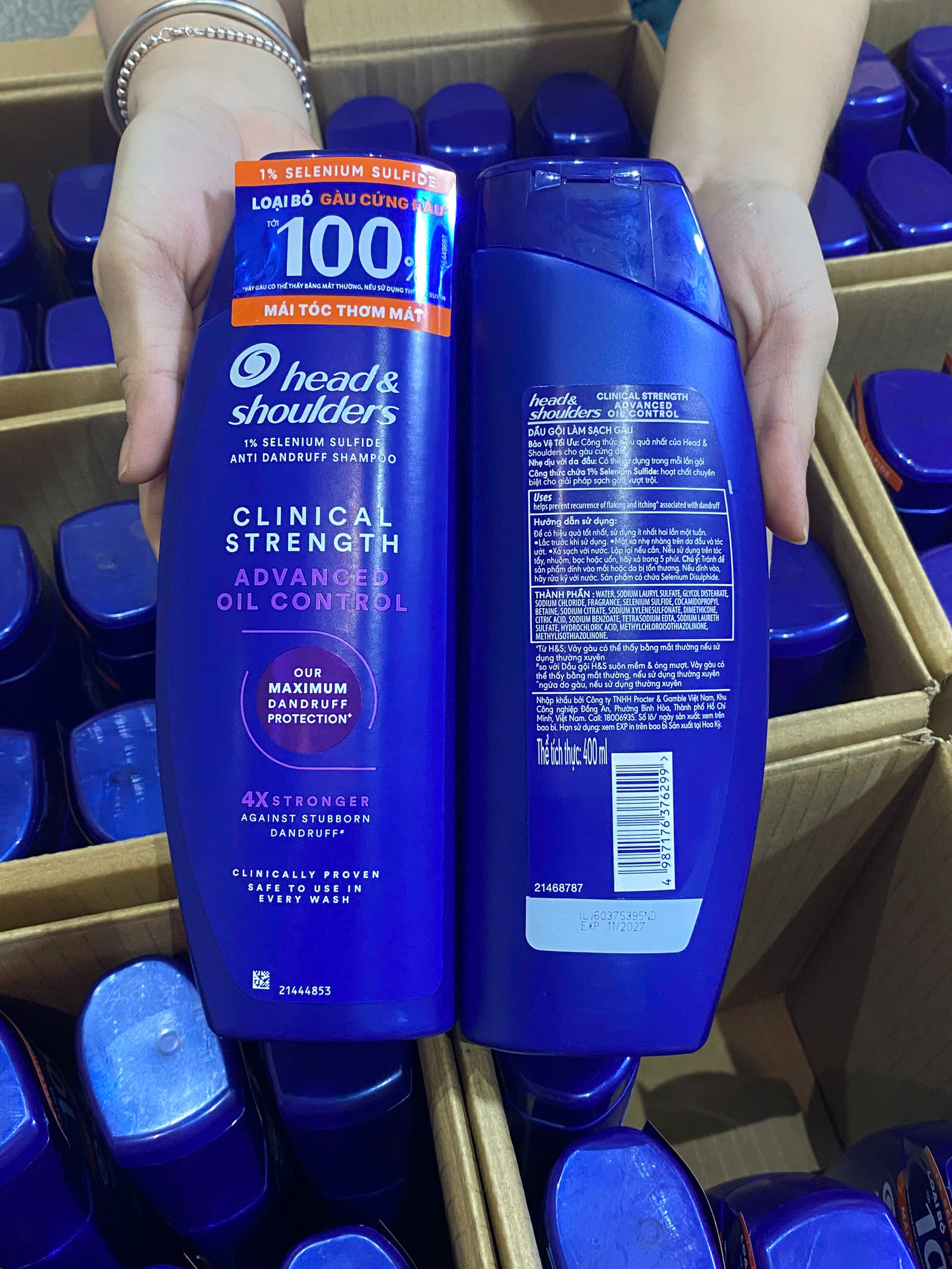 Dầu gội PG H&S CLINICAL STRENGTH trị gàu 400ml
