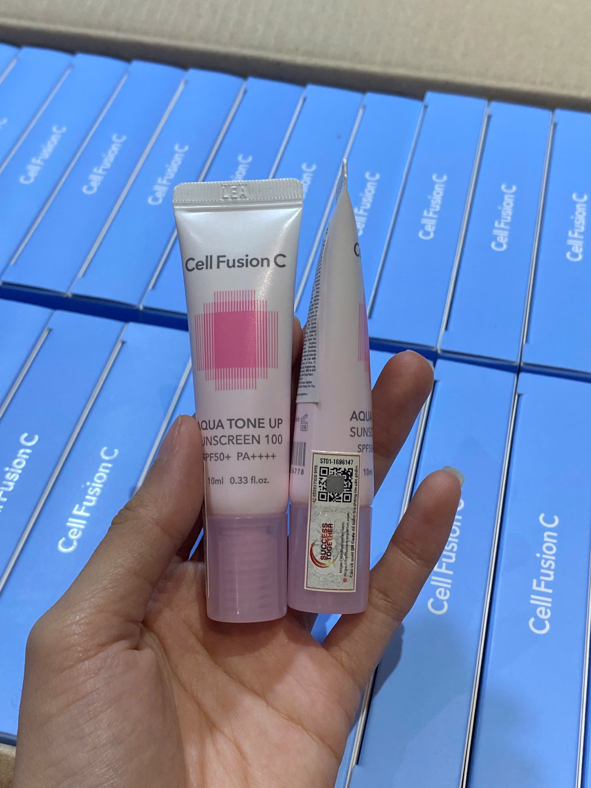 Kem chống nắng Cellfusion C Sunscreen 100 SPF50+ PA++++