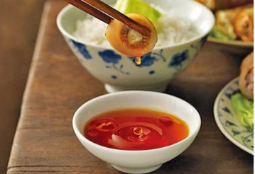 VÌ SAO NGƯỜI HẢI PHÒNG LẠI NGHIỆN NƯỚC MẮM CỐT TRUYỀN THỐNG ĐẾN THẾ?