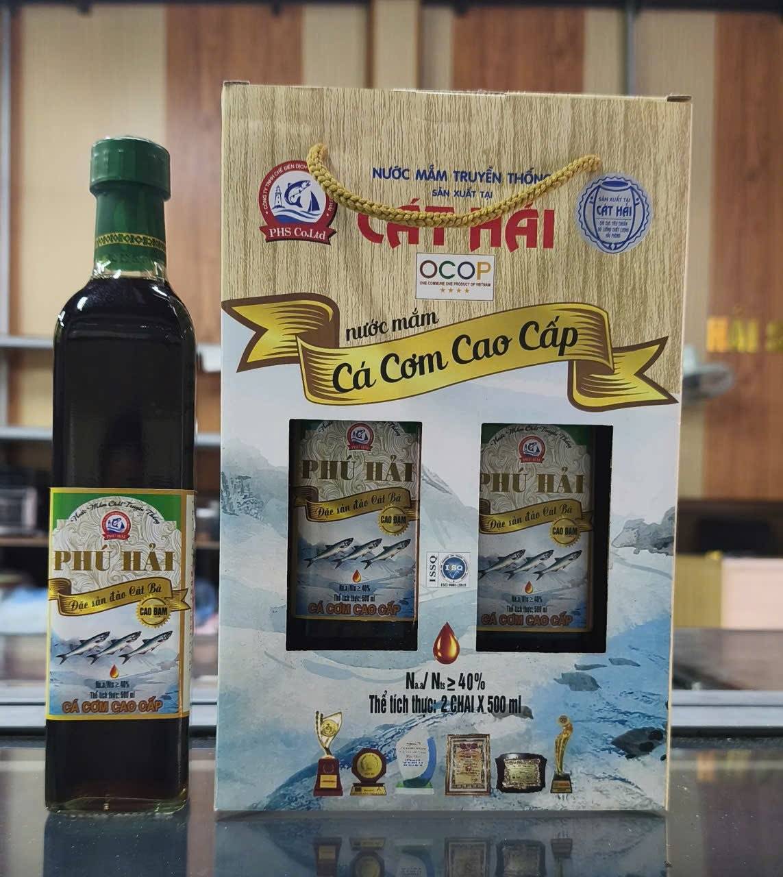 Mắm cá cơm đóng hộp ( hộp 2 chai 500ml giá 150000đ)