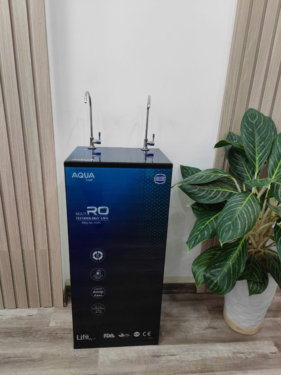 Máy 2 vòi khoáng + tinh khiết aqua lead 10 cấp