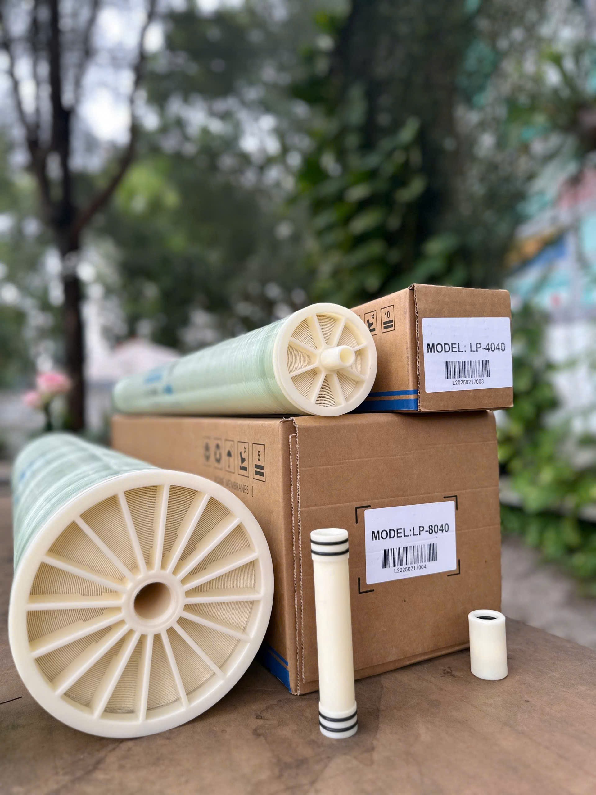 Màng lọc RO CLEARWAVE 8040   MODEL : LP 8040