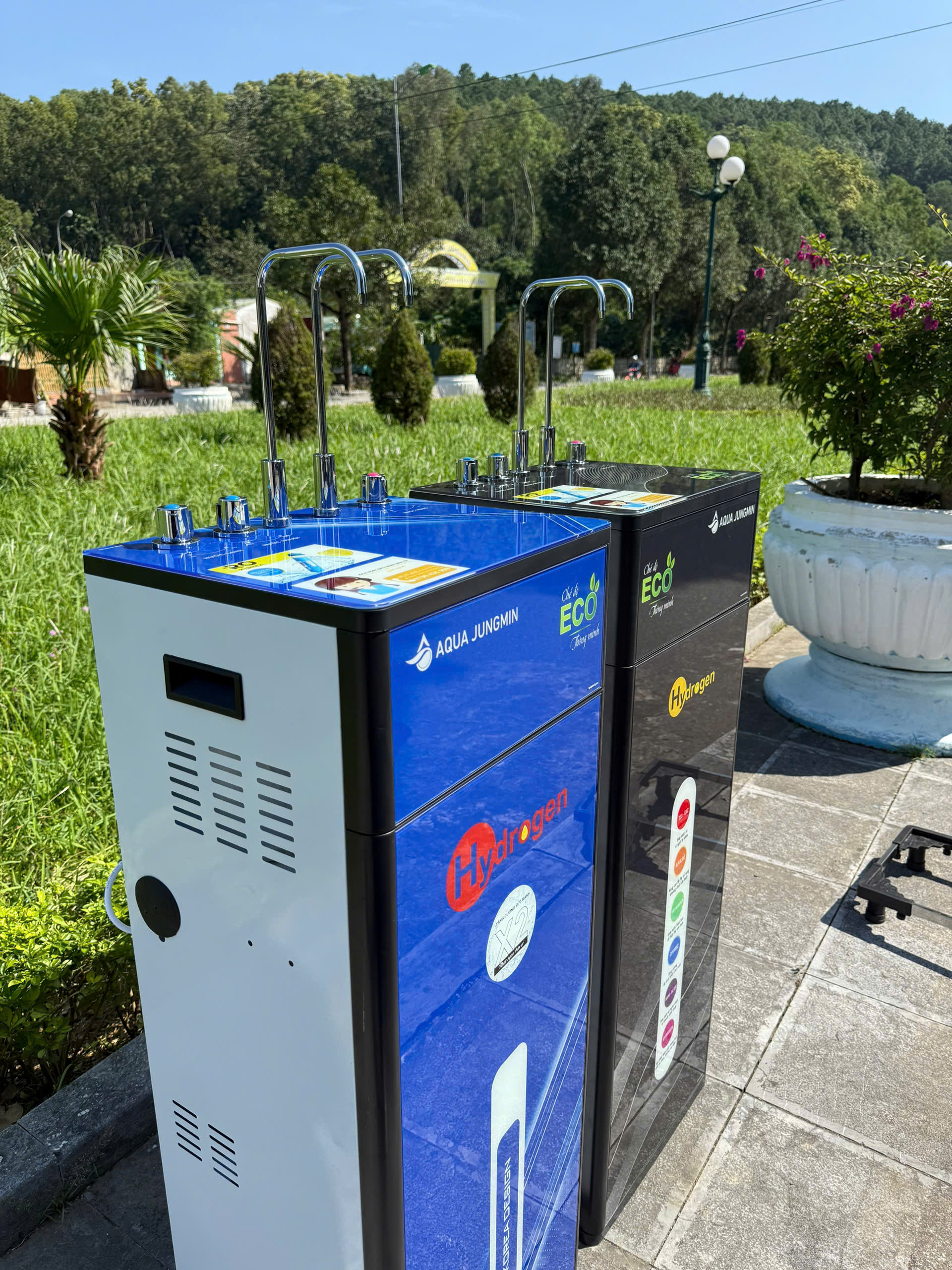 máy lọc nước aquajungmin 2 vòi 3 chế độ tủ cao 11 cấp lọc ( màu đen )