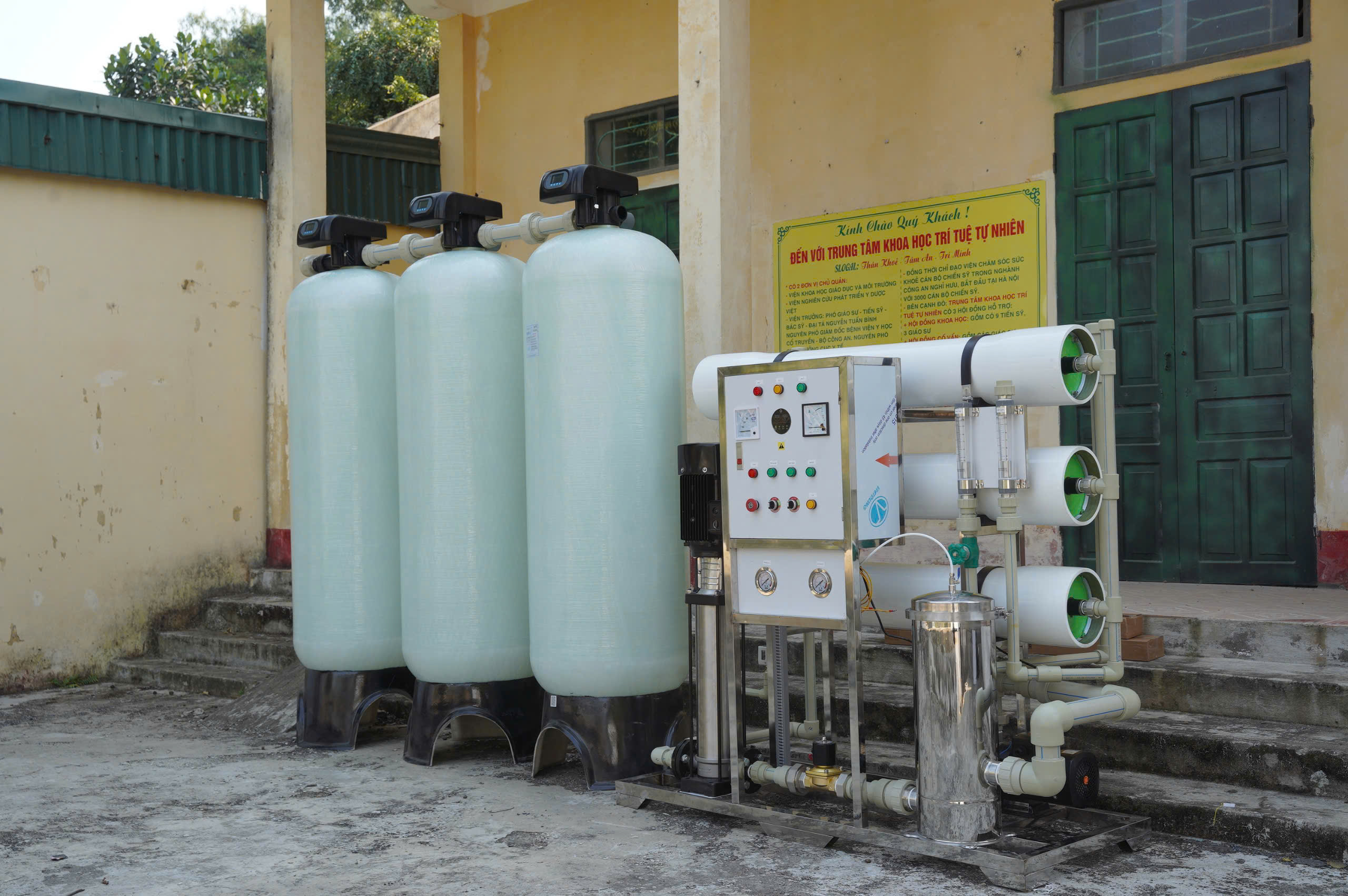 Hệ thống lọc nước RO 3000L/ - H3000-3APR