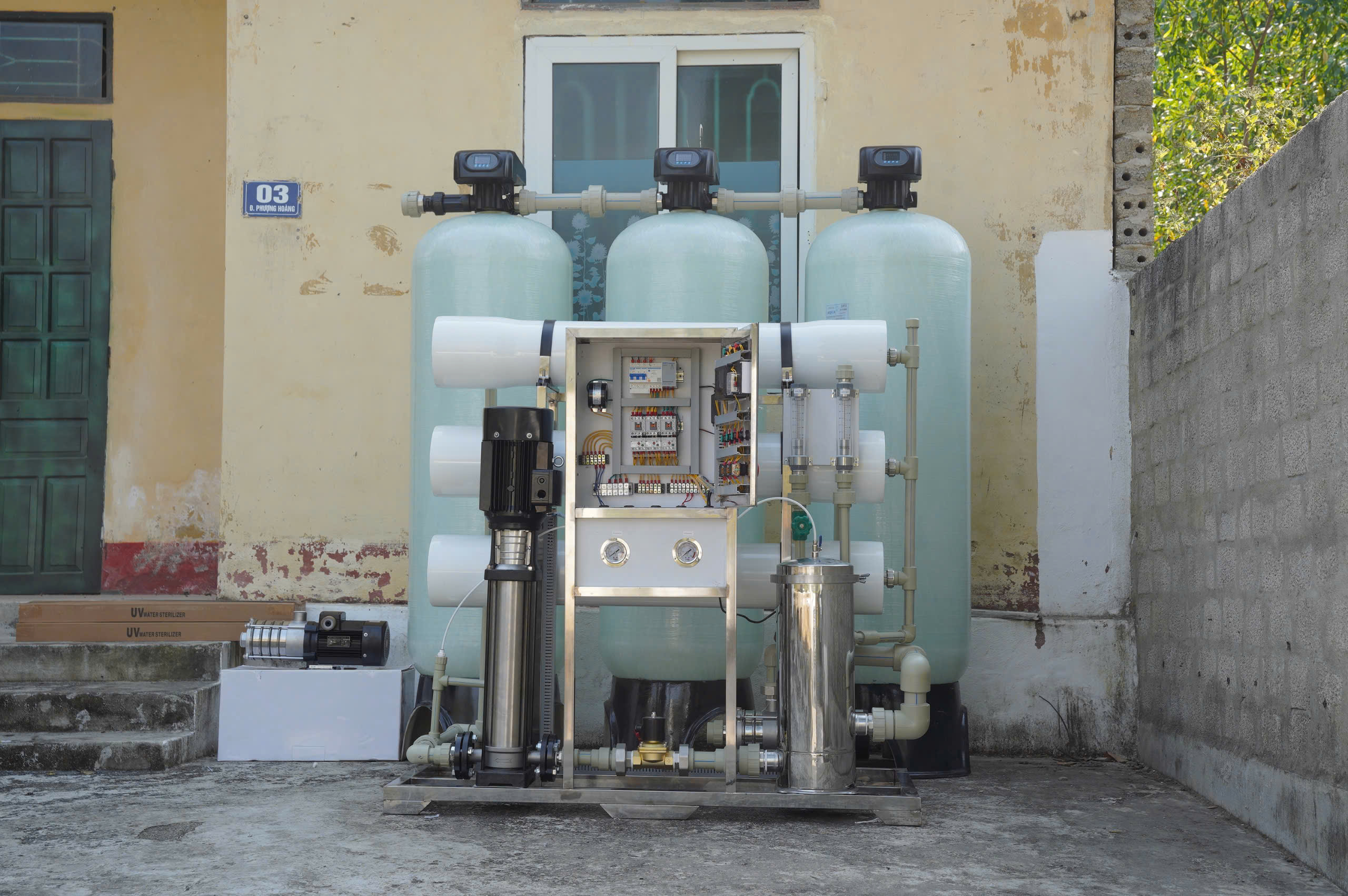 Hệ thống lọc nước RO 3000L/ - H3000-3APR