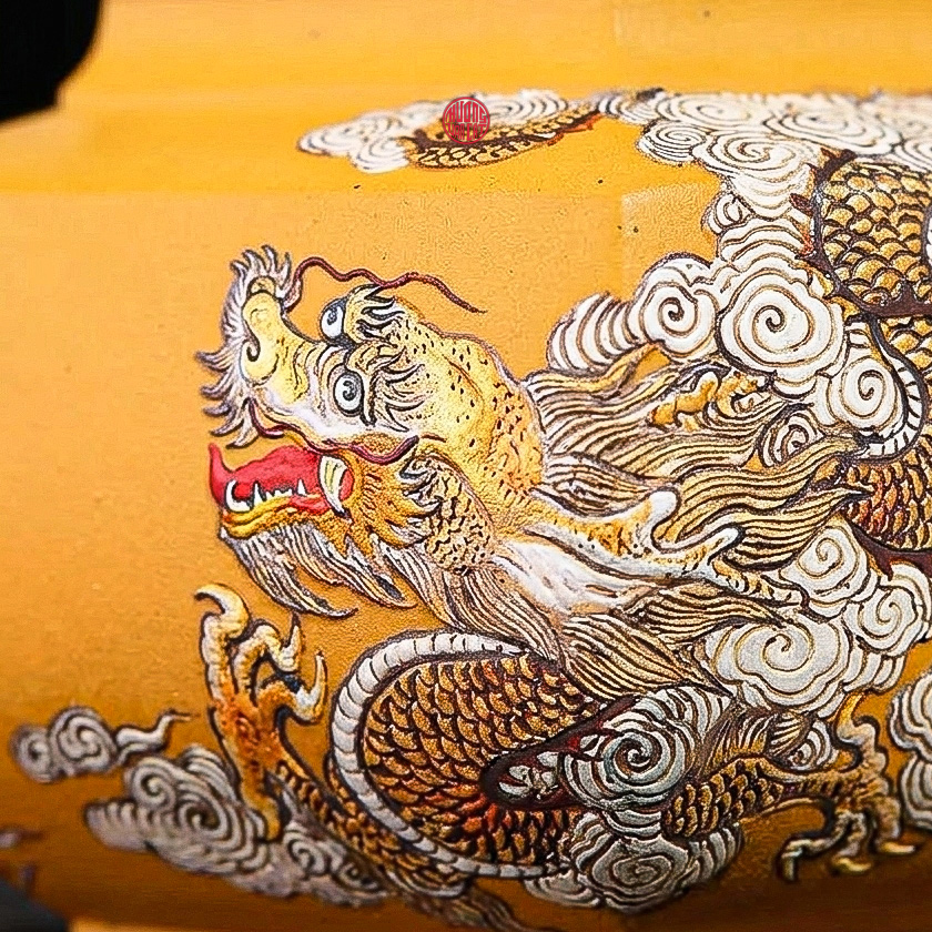 Ấm tử sa tuyết hoa hoàng kim đoạn nê vẽ rồng cao cấp 340ml