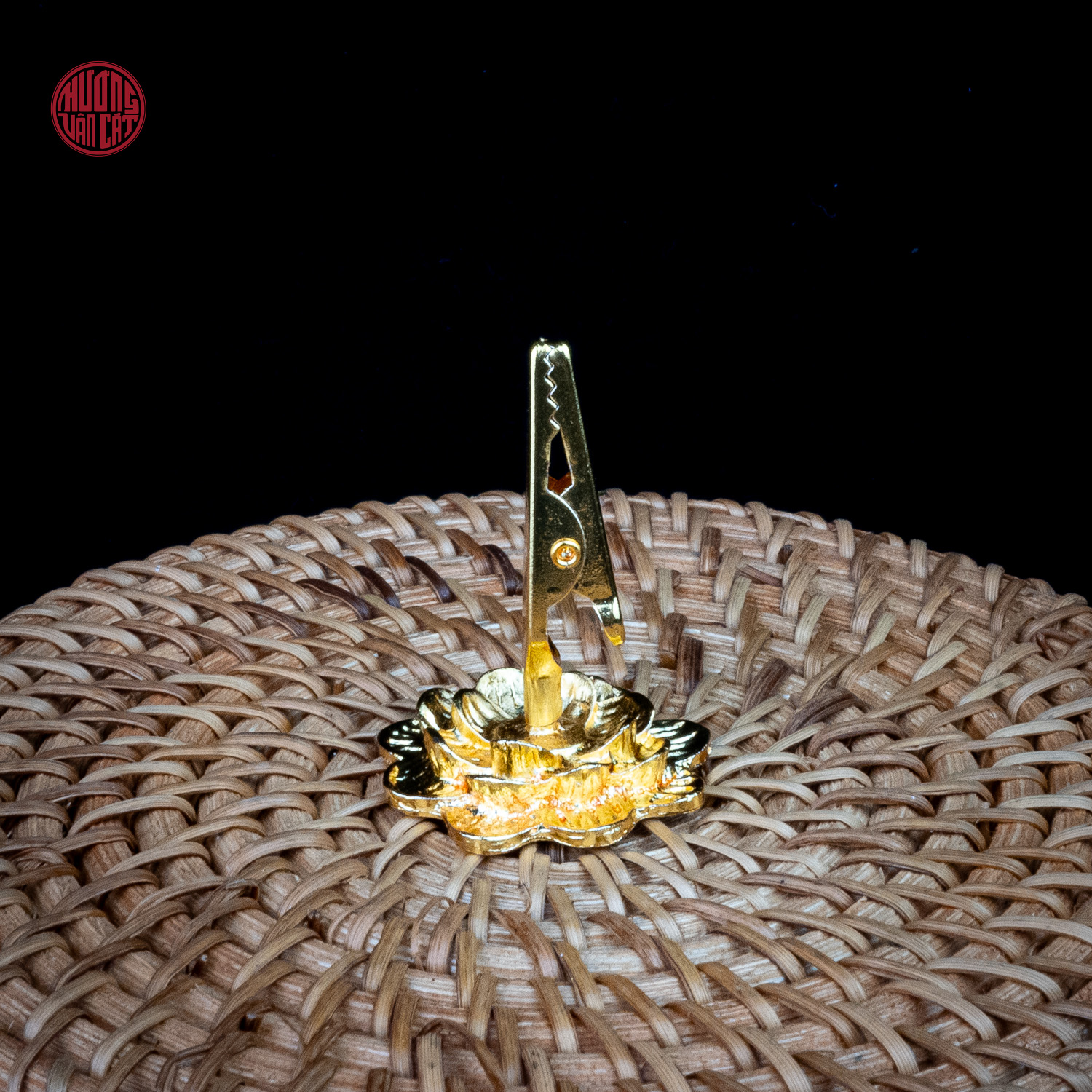 Kẹp nhang trầm vân mây