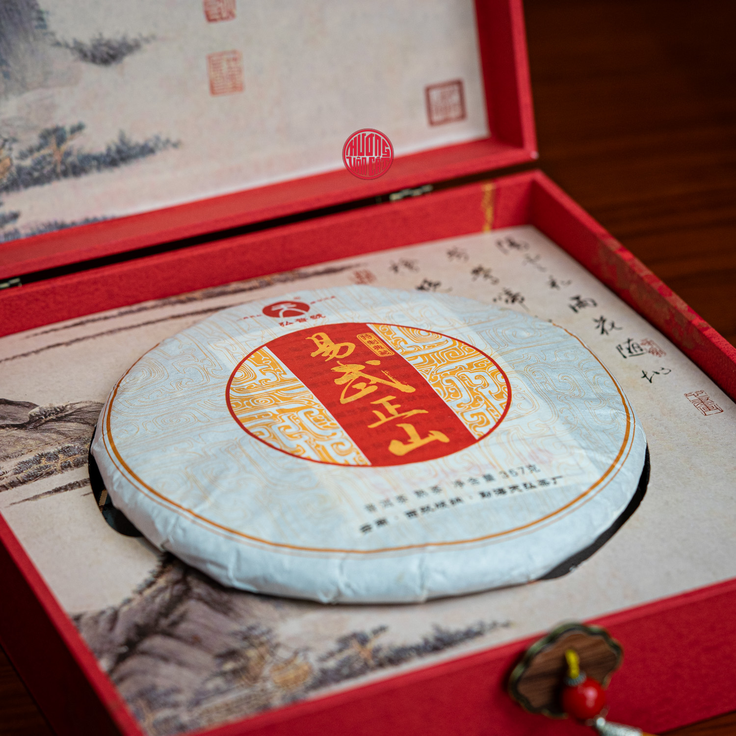 Trà phổ nhĩ chín Đại Thiên Hoằng năm 2016 cổ thụ 357gr