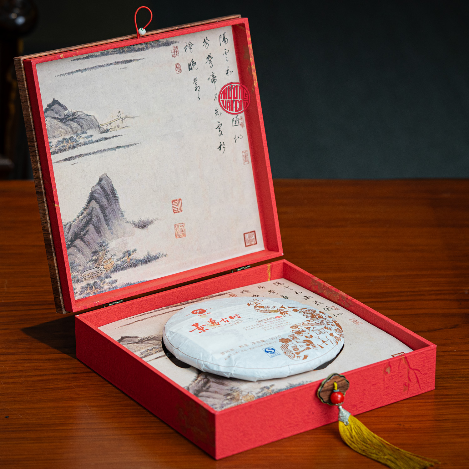 Trà phổ nhĩ chín Đại Thiên Hoằng cổ thụ năm 2014 loại ngon 357gr