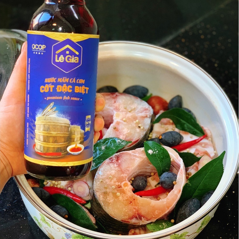 Nước mắm cốt Đặc Biệt Lê Gia 525ml