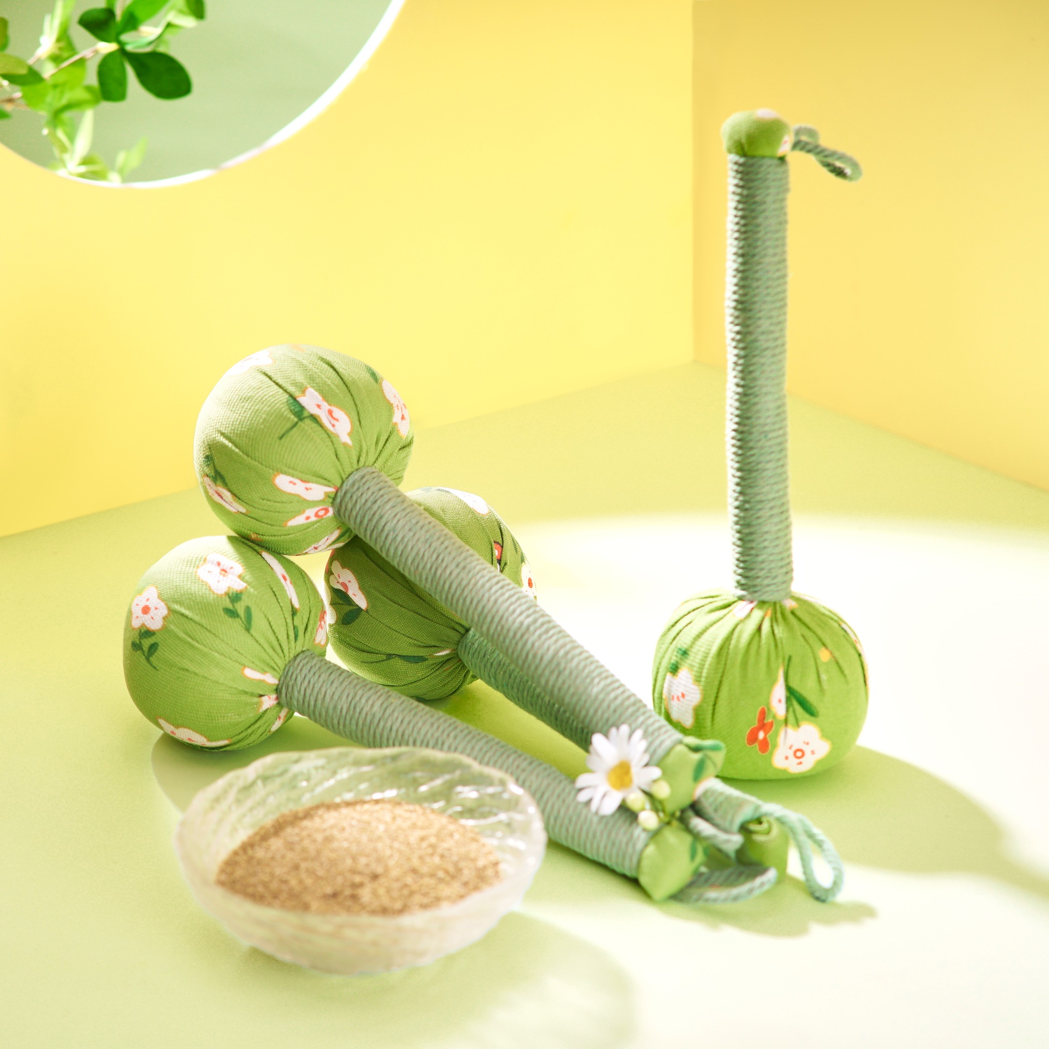 Đấm Mát Xa Thảo Dược