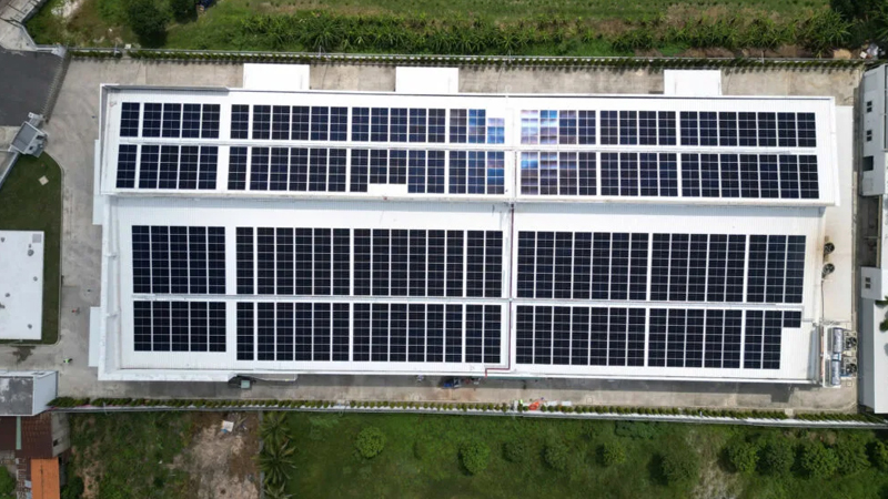Hệ Thống NLMT 483kWp Nhà Máy Dược Tại Bình Dương – Aiko 600Wp Hiệu Suất Dẫn Đầu Toàn Cầu