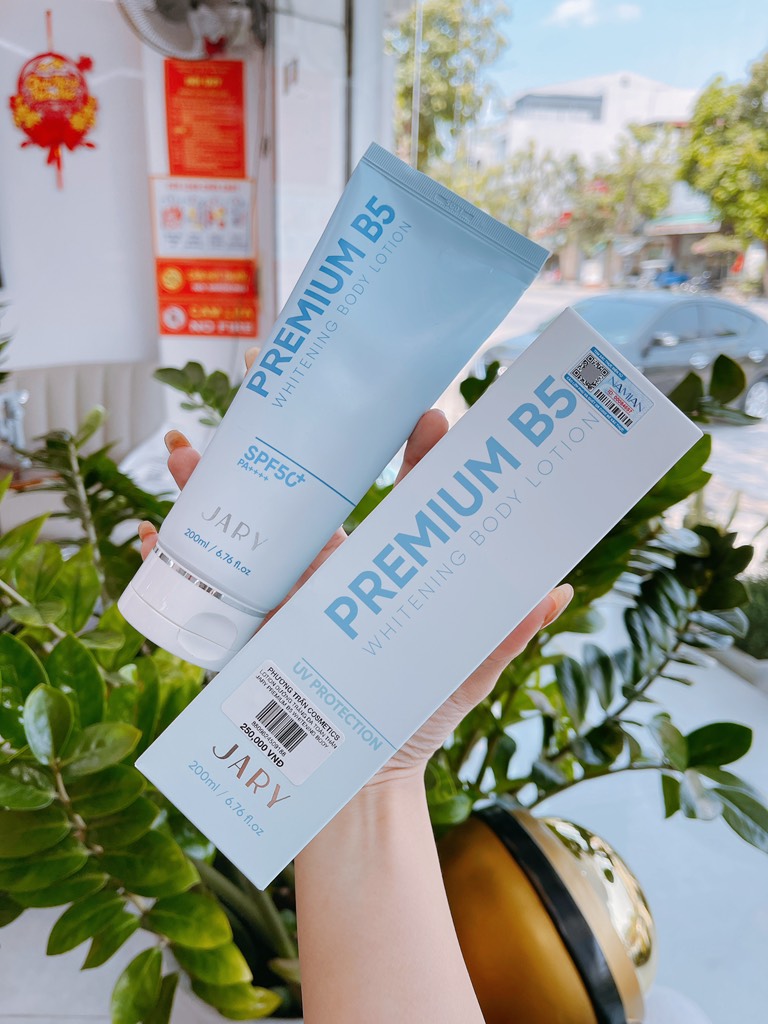 KEM B5 DƯỠNG TRẮNG PHỤC HỒI DA TOÀN THÂN JARY PREMIUM B5 WHITENING BODY LOTION 200ML