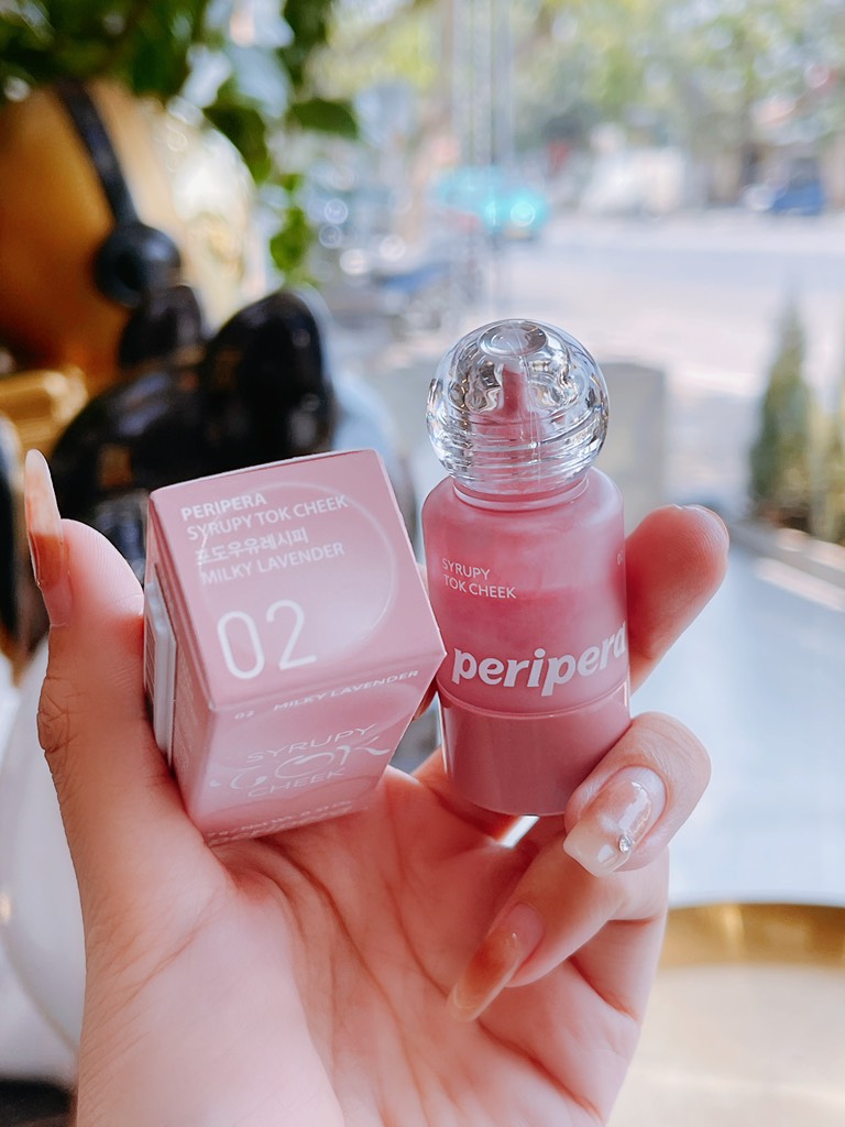 MÁ HỒNG KEM PERIPERA SYRUPY TOK CHEEK 02 MILKY LAVENDER