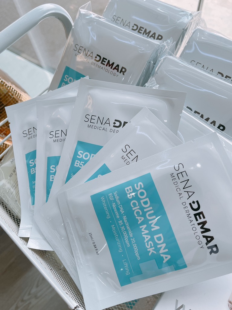 Mặt nạ dưỡng da SENA DEMAR SODIUM DNA B5 CICA MASK, 25ml/miếng