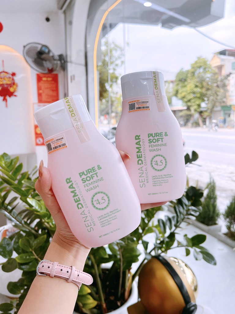 PURE & SOFT FEMININE WASH SENADEMAR (DDVS 300ML)