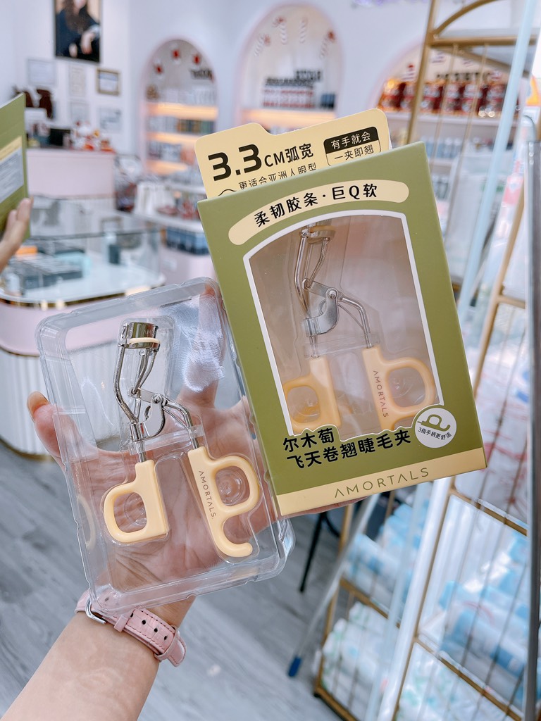 Kẹp uốn mi màu vàng Amortals