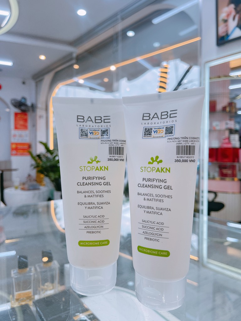 Sữa Rửa Mặt (Laboratorios Babé - Stop Akn Purifying Cleansing Gel)