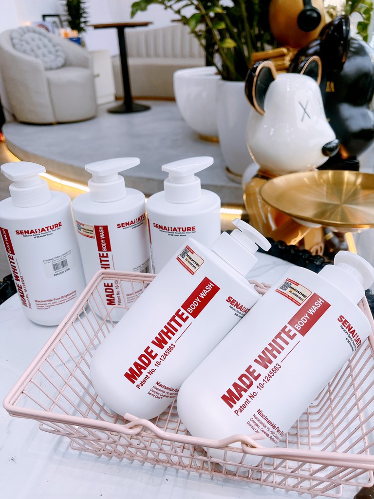 Sữa tắm SENANATURE MADE WHITE BODY WASH 500ml