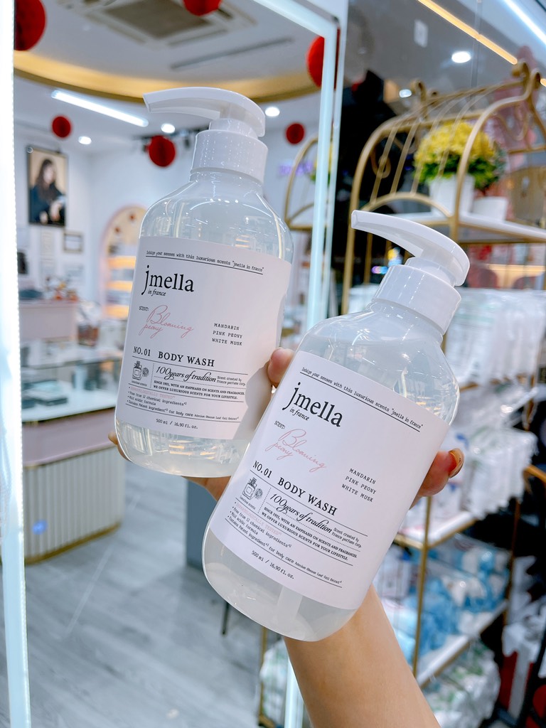Sữa tắm hương hoa mẫu đơn sang trọng 500ml (JMELLA IN FRANCE BLOOMING PEONY BODY WASH 500)